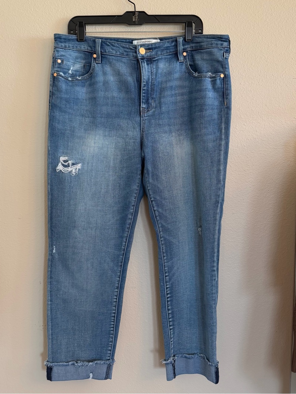 Liverpool Medium Blue Distressed Cropped Jeans